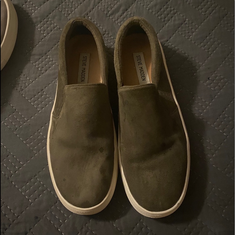 Steve Madden platform slip on sz 8.5